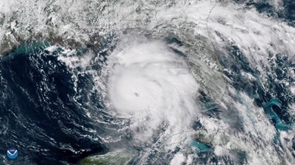 iN VIDEO: Supercharged overnight, Hurricane Michael menaces Florida | iNFOnews.ca