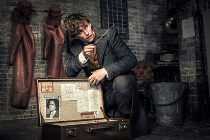 MOVIE REVIEW: ‘Fantastic Beasts’ is a mixed bag of wonders | iNFOnews.ca