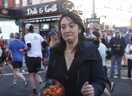 TRENDING NOW: Trying to cross the street during NYC Marathon | iNFOnews.ca