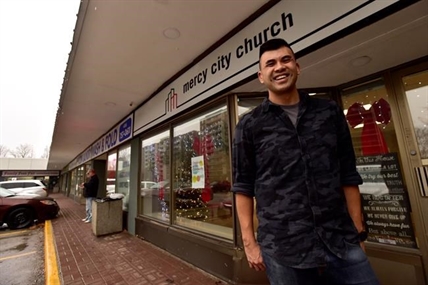 To draw people back to church, make it relevant to them, church planters say | iNFOnews.ca