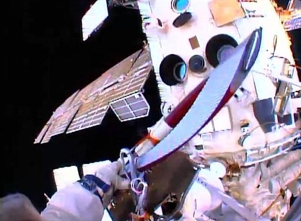 Olympic torch takes spacewalk ahead of Sochi Games | iNFOnews.ca
