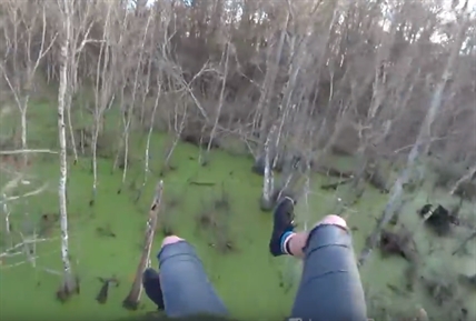 TRENDING NOW: Eight terrifying parachute crash landings | iNFOnews.ca