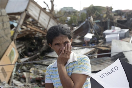Typhoon survivors in Philippines plead for food, medicine as US Marines fly in help | iNFOnews.ca Typhoon survivors in Philippines plead for food, medicine as US Marines fly in help | iNFOnews.ca
