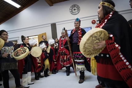 Why some elected Wet'suwet'en councils signed agreements with Coastal GasLink | iNFOnews.ca