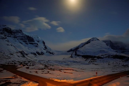 Parks Canada puts brakes on Icefields Parkway bike trail in Alberta | iNFOnews.ca