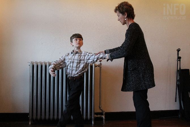 Kamloops boy giving up hockey to pursue professional ballet career | iNFOnews.ca