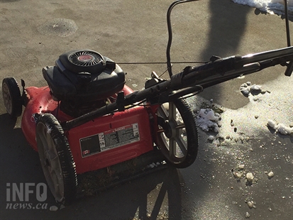 Lawnmower lawsuit might put a few bucks in your pocket | iNFOnews.ca Lawnmower lawsuit might put a few bucks in your pocket | iNFOnews.ca