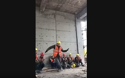 TRENDING NOW: Construction worker's got talent | iNFOnews.ca