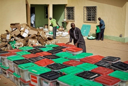 Nigeria votes for a 2nd day in places as death toll rises | iNFOnews.ca