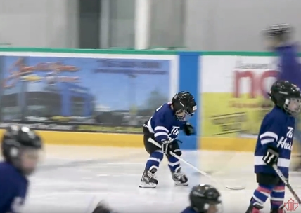 TRENDING NOW: Hockey dad put mic on adorable son | iNFOnews.ca