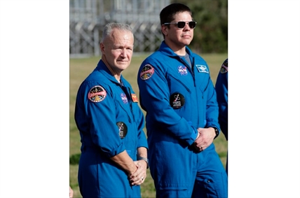 Crew capsule rockets toward space station with test dummy | iNFOnews.ca Crew capsule rockets toward space station with test dummy | iNFOnews.ca