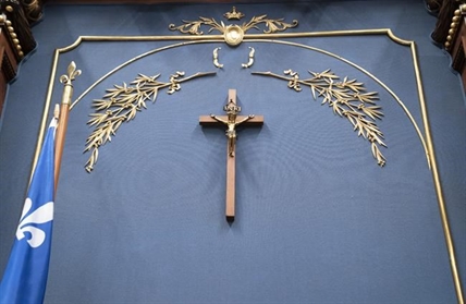 Quebec bill prohibits religious symbols for teachers, other public sector workers | iNFOnews.ca
