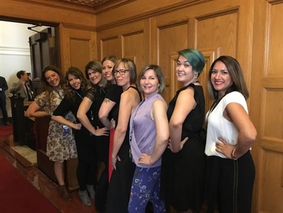 Dress code at B.C. legislature, women make short-sleeve fashion statement | iNFOnews.ca