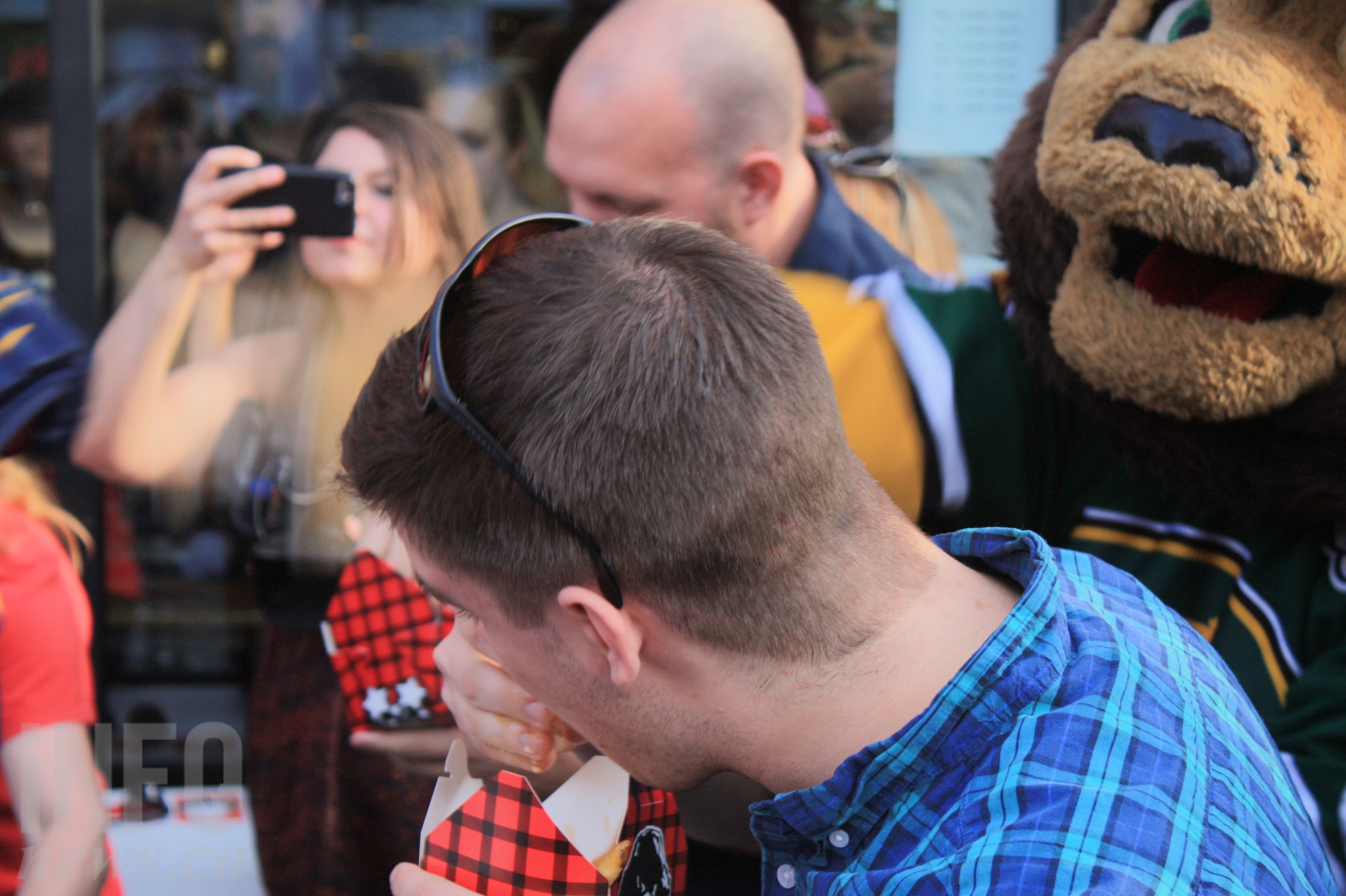 iN PHOTOS: The great poutine eat-off | iNFOnews.ca