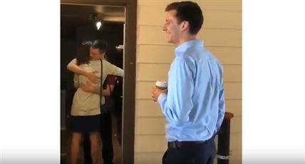 TRENDING NOW: Sister surprises brother on graduation day | iNFOnews.ca