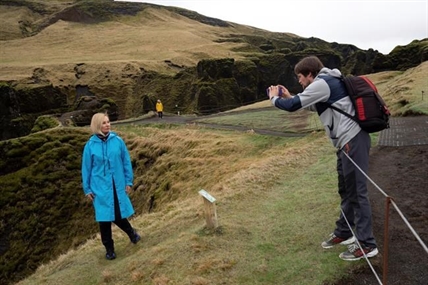 Blame it on Bieber: Iceland canyon too popular with visitors | iNFOnews.ca