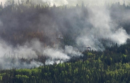 Wildfire crews watching for dangerous wind shift in High Level, Alta. | iNFOnews.ca Wildfire crews watching for dangerous wind shift in High Level, Alta. | iNFOnews.ca