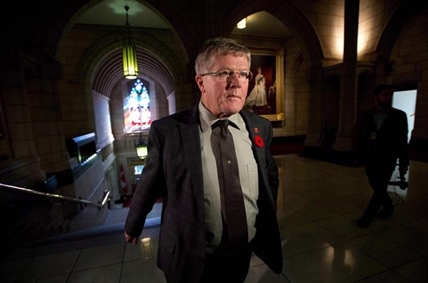 Tory senators deny stalling private members' bills on Indigenous rights | iNFOnews.ca