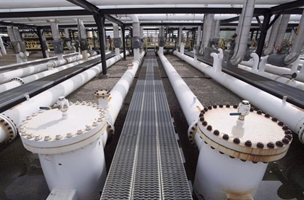 Oil and gas sector cautious as clock ticks down to Trans Mountain decision | iNFOnews.ca