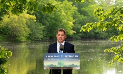 Tax credits, penalizing big polluters, key to Conservative climate plan | iNFOnews.ca