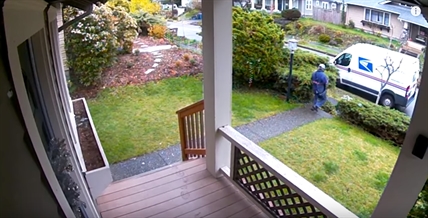 TRENDING NOW: Dog gives mailman a scare | iNFOnews.ca