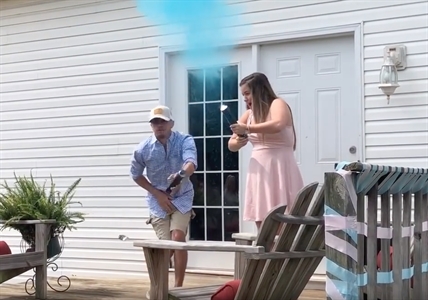TRENDING NOW: Gender reveal goes wrong for dad | iNFOnews.ca