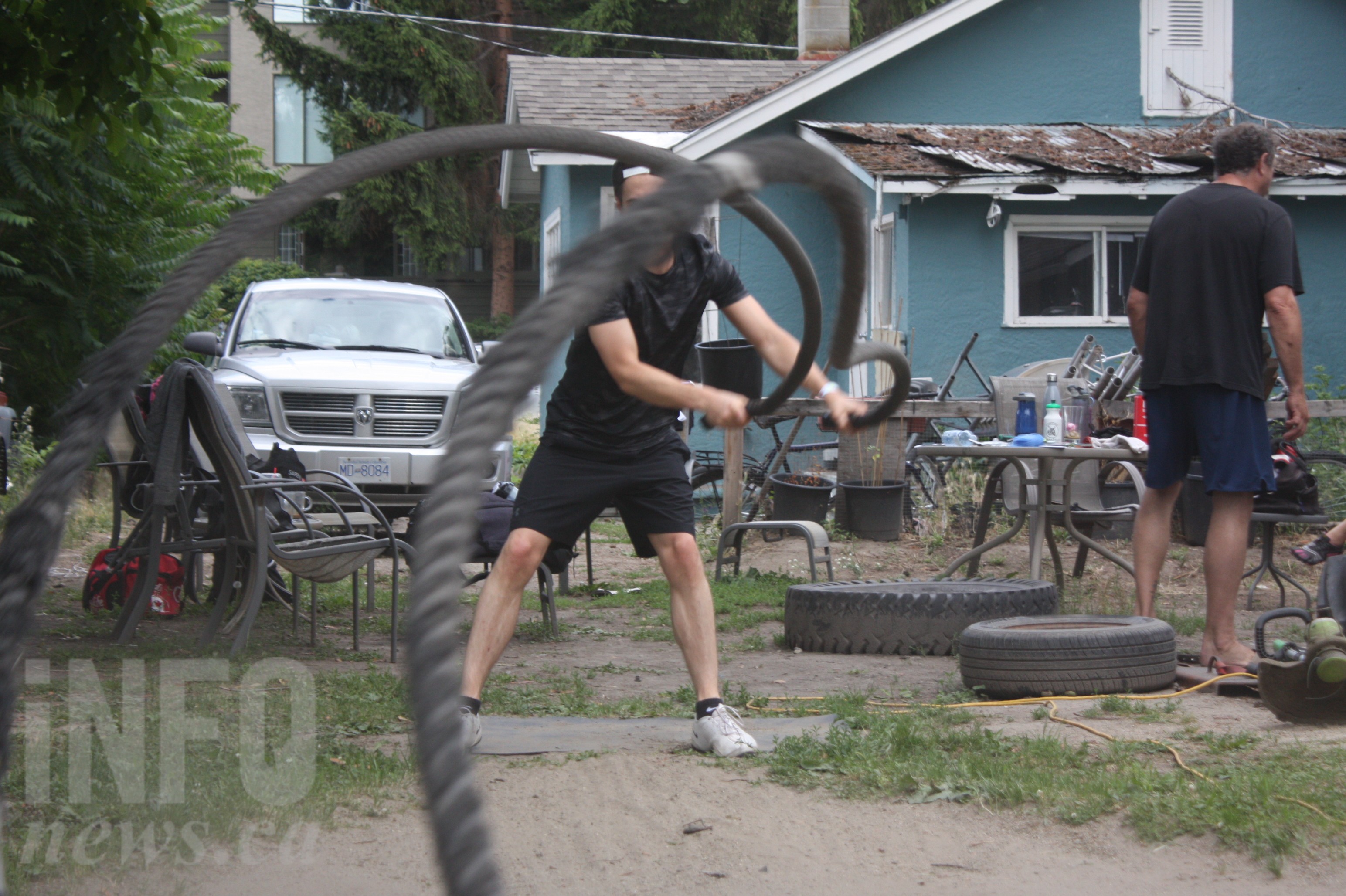 iN PHOTOS: Amateur boxers throw down for charity | iNFOnews.ca