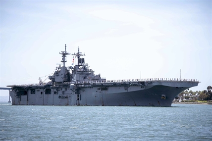 iN VIDEO: American warship destroys Iranian drone in Strait of Hormuz | iNFOnews.ca