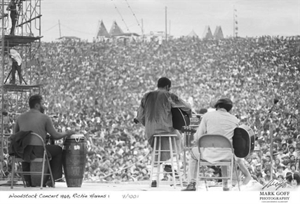 Woodstock photos are displayed for 1st time, 50 years later | iNFOnews.ca