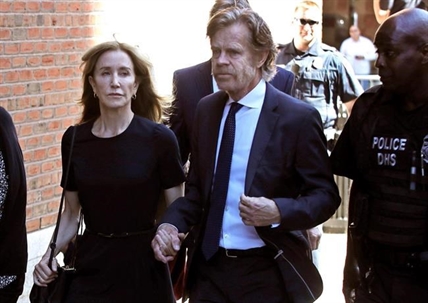 UPDATE: 'Desperate Housewives' star Felicity Huffman gets 14 days behind bars in college admissions scam | iNFOnews.ca