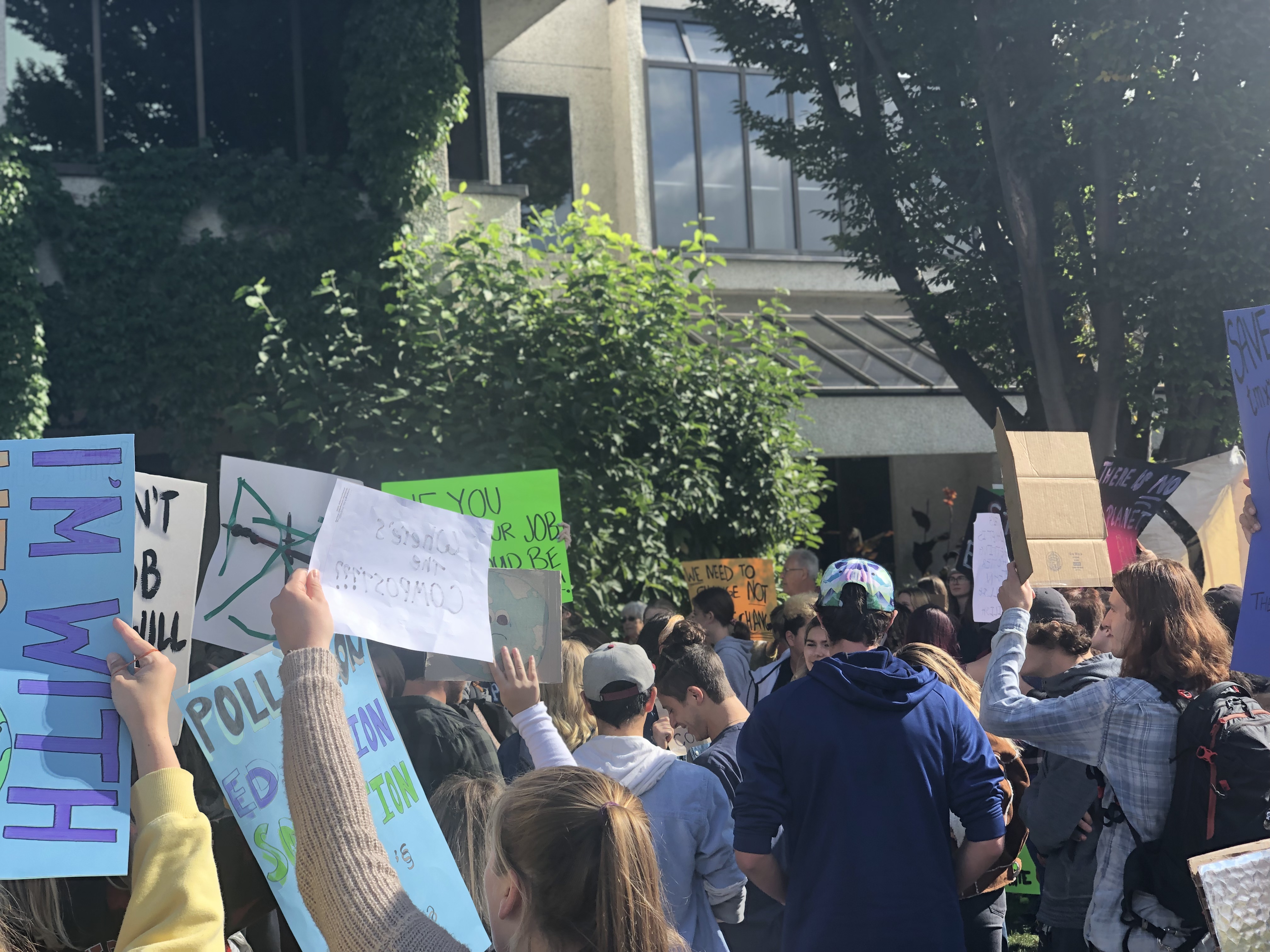 Final Kelowna climate strike doubles in size and volume | iNFOnews.ca Final Kelowna climate strike doubles in size and volume | iNFOnews.ca