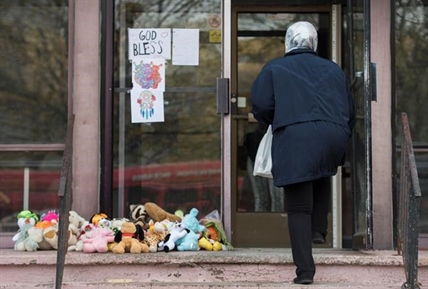 Unattended cigarette may be cause of Montreal fatal fire that left mom, daughter dead | iNFOnews.ca Unattended cigarette may be cause of Montreal fatal fire that left mom, daughter dead | iNFOnews.ca