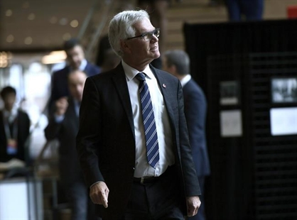 Trudeau seeks to keep eyes on Prairies with new role for Winnipeg's Jim Carr | iNFOnews.ca