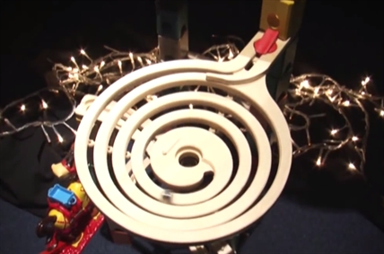 Rube Goldberg machine with a holiday flair | iNFOnews.ca