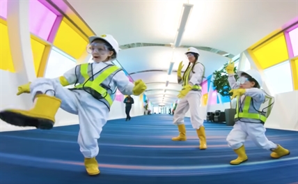 TRENDING NOW: Canadian family's tribute to the Beastie Boys | iNFOnews.ca TRENDING NOW: Canadian family's tribute to the Beastie Boys | iNFOnews.ca