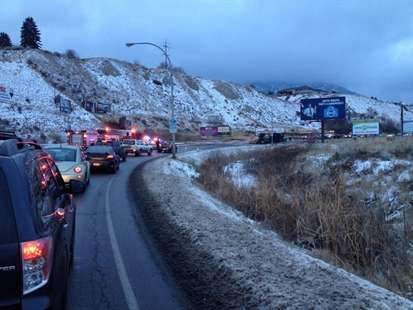 Overturned logging truck snarls Hwy 97 traffic | iNFOnews.ca Overturned logging truck snarls Hwy 97 traffic | iNFOnews.ca
