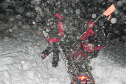 Out of bounds skiers rescued on Christmas Eve | iNFOnews.ca