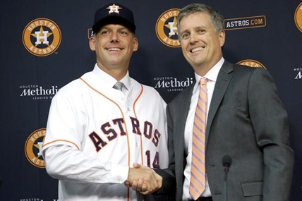 Hinch, GM fired for Astros sign stealing after MLB bans pair | iNFOnews.ca