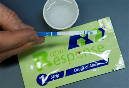 Drug-dispensing machine model should be expanded to fight overdoses: B.C. doctor | iNFOnews.ca