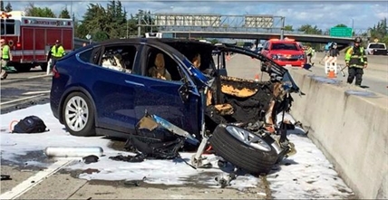 Driver in fatal Tesla crash was playing video game: NTBS | iNFOnews.ca