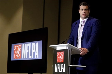 NFL players approve labour deal, including 17-game season | iNFOnews.ca NFL players approve labour deal, including 17-game season | iNFOnews.ca