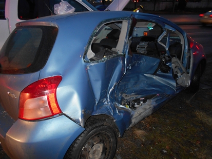 Close call in two car crash | iNFOnews.ca
