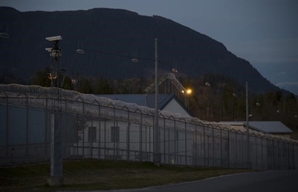 Inmates, staff of federal prison in B.C. get masks as authorities step up hygiene | iNFOnews.ca Inmates, staff of federal prison in B.C. get masks as authorities step up hygiene | iNFOnews.ca