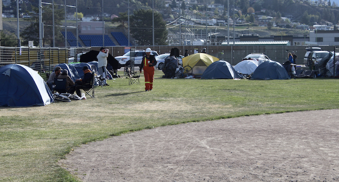 Why sleeping rough may have some benefits in this age of COVID-19 | iNFOnews.ca