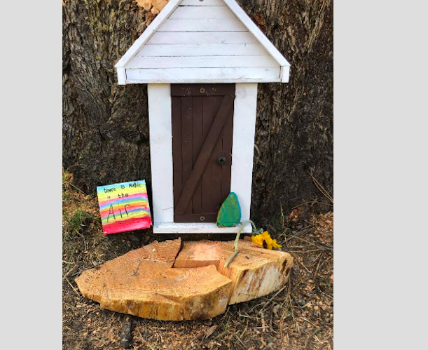 These mysterious fairy doors are popping up on an Okanagan hiking trail | iNFOnews.ca These mysterious fairy doors are popping up on an Okanagan hiking trail | iNFOnews.ca