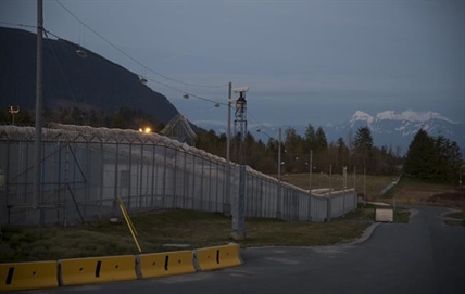 Rally outside Mission prison calls for safe release of inmates amid pandemic | iNFOnews.ca