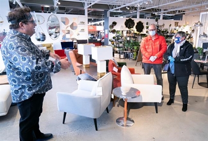 Most Canadians comfortable with pace of easing restrictions: poll | iNFOnews.ca