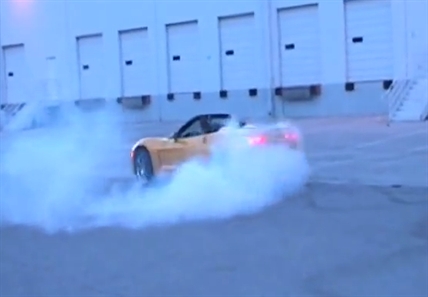 Father teaches daughter how to do donuts with Corvette | iNFOnews.ca