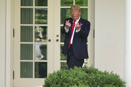 iN VIDEO: Trump escalating war on Twitter, social media protections | iNFOnews.ca