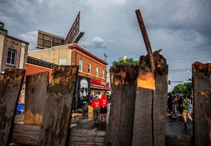 Chauvin charges upgraded, 3 more cops to be charged in George Floyd's death | iNFOnews.ca